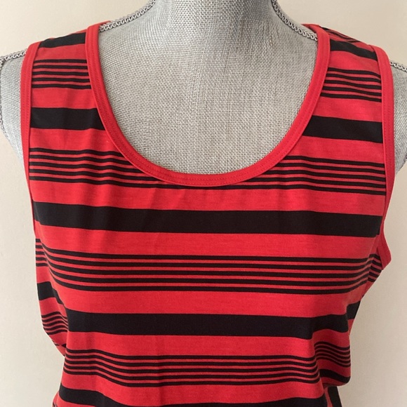 LuLaRoe ❤️“SUMMER”🖤 STRIPED SLEEVELESS DRESS SIZE EXTRA LARGE 🌟NWT🌟 - Picture 3 of 13